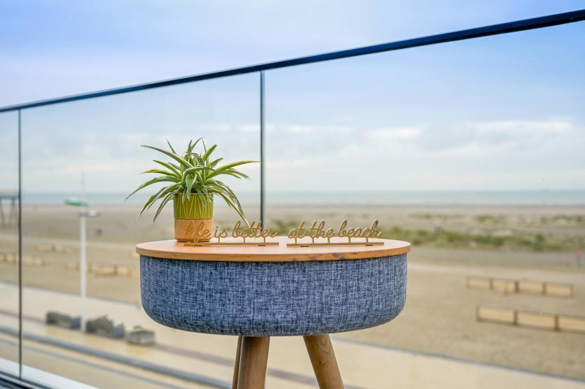 Penthouse La Naturale Zeezicht บรูจส์ ภายนอก รูปภาพ