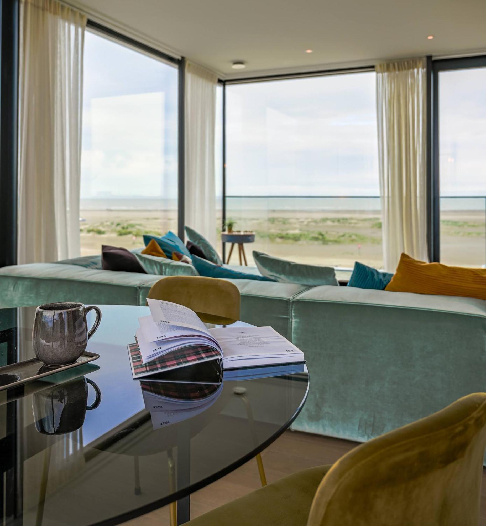 Penthouse La Naturale Zeezicht บรูจส์ ภายนอก รูปภาพ